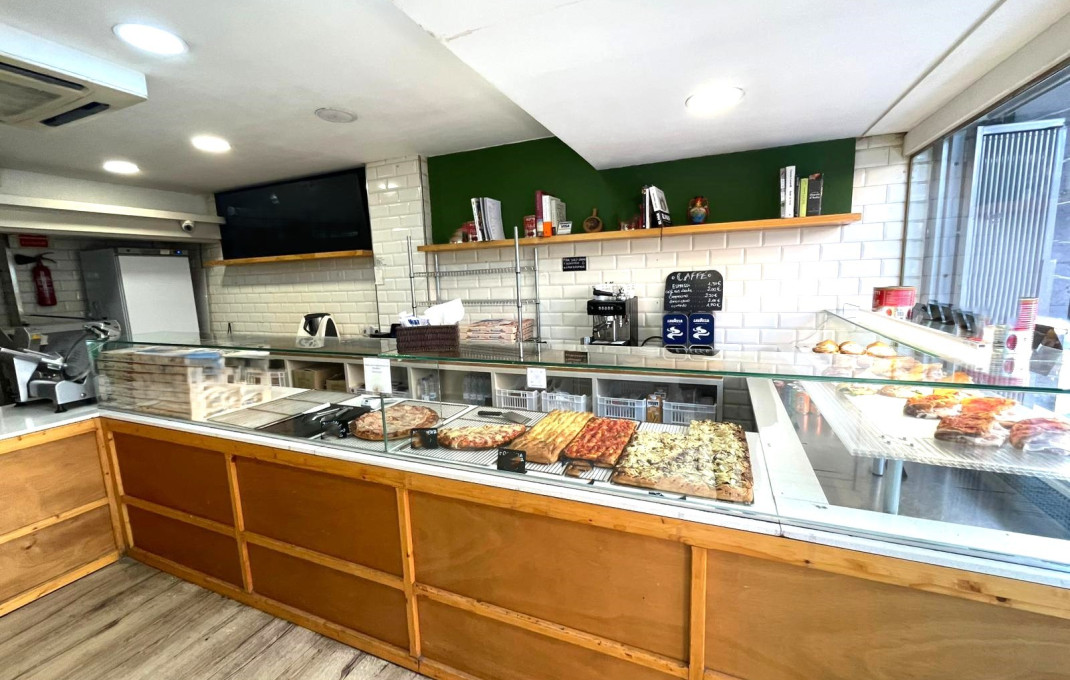 Traspaso - Obradores y/o Panaderias -
Barcelona - Gràcia