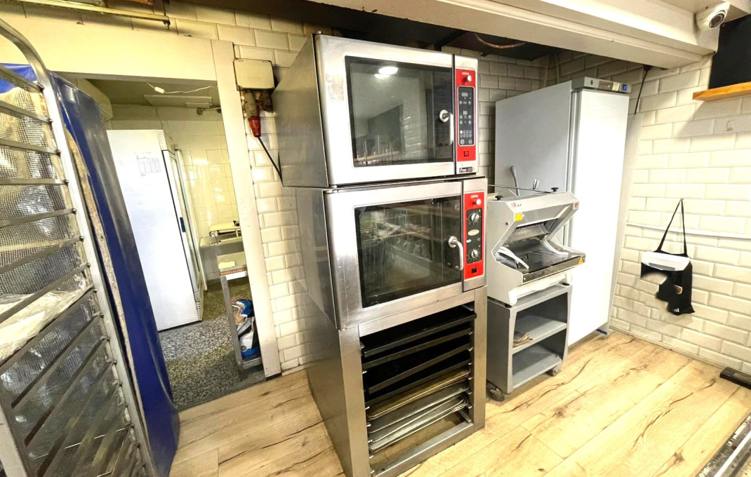 Traspaso - Obradores y/o Panaderias -
Barcelona - Gràcia