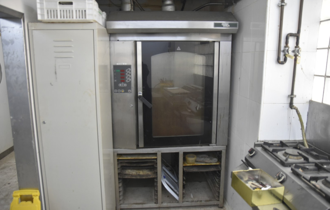 Alquiler - Obradores y/o Panaderias -
Lli&ccedil;&agrave; d'Amunt