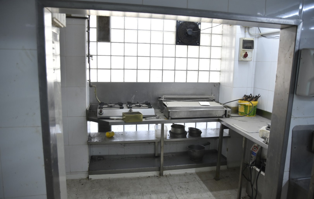 Alquiler - Obradores y/o Panaderias -
Lli&ccedil;&agrave; d'Amunt