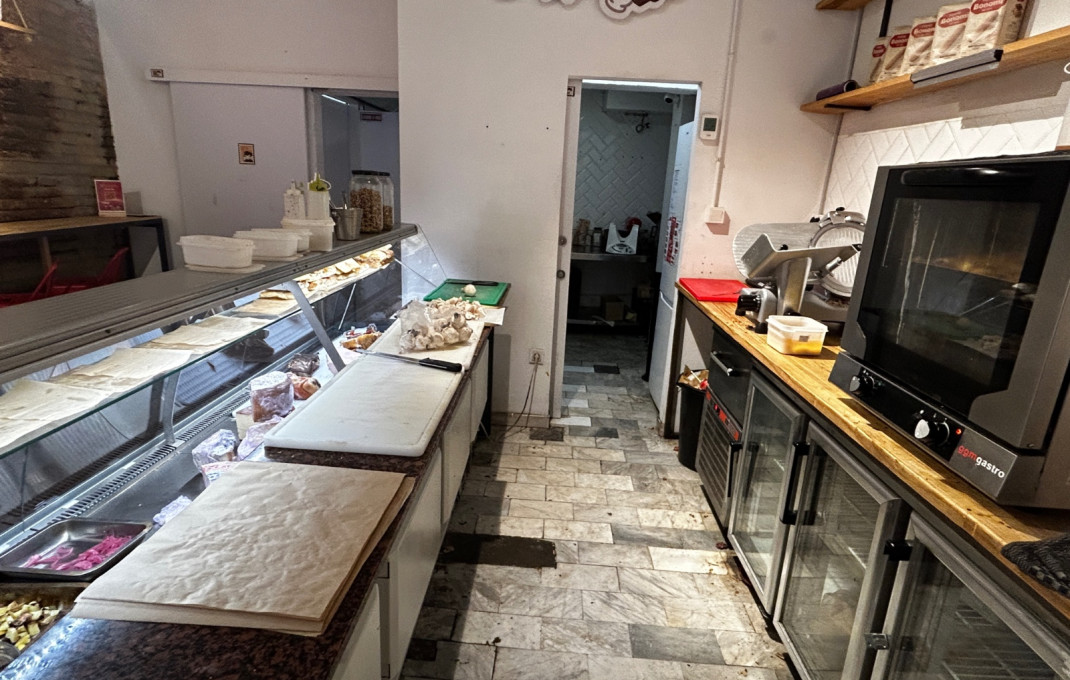 Traspaso - Take Away -
Barcelona - Poblenou