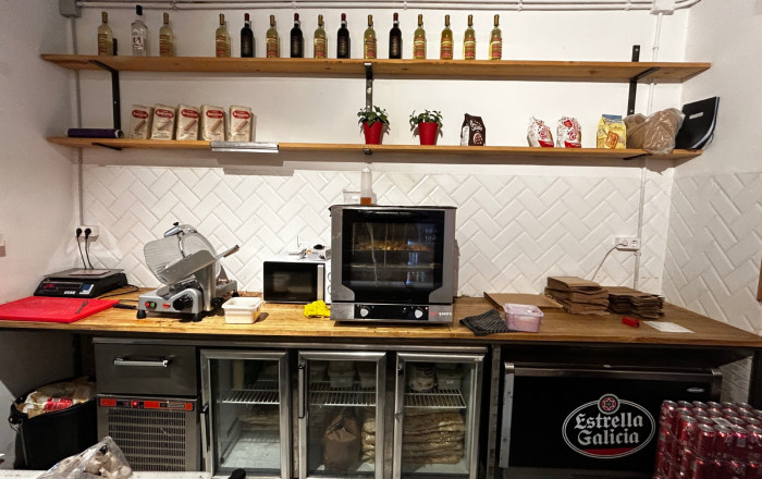 Traspaso - Take Away -
Barcelona - Poblenou