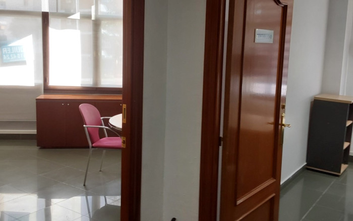 Alquiler - Oficinas -
Barberá del Vallés