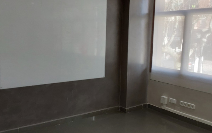Alquiler - Oficinas -
Barberá del Vallés