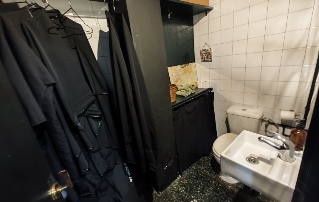 Traspaso - Peluquerias y Estetica -
Barcelona - Eixample Derecho