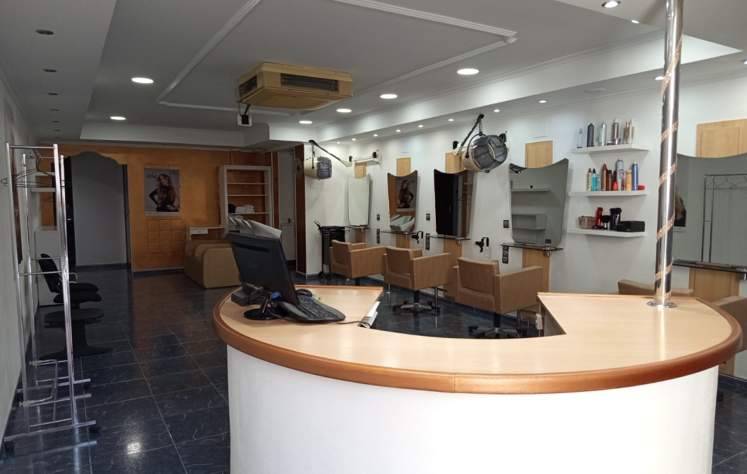 Venta - Local comercial -
Tarragona