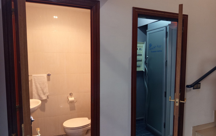 Venta - Local comercial -
Tarragona