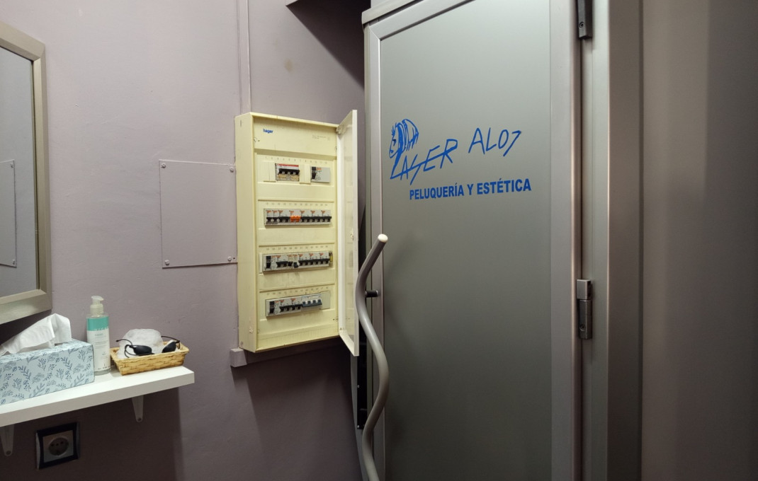 Venta - Local comercial -
Tarragona