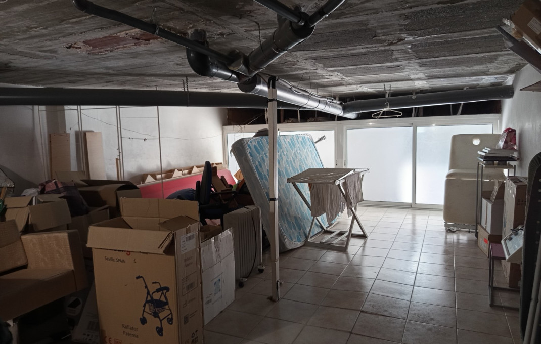 Venta - Local comercial -
Tarragona