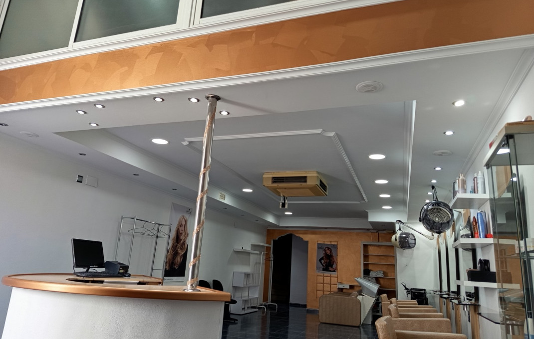 Venta - Local comercial -
Tarragona