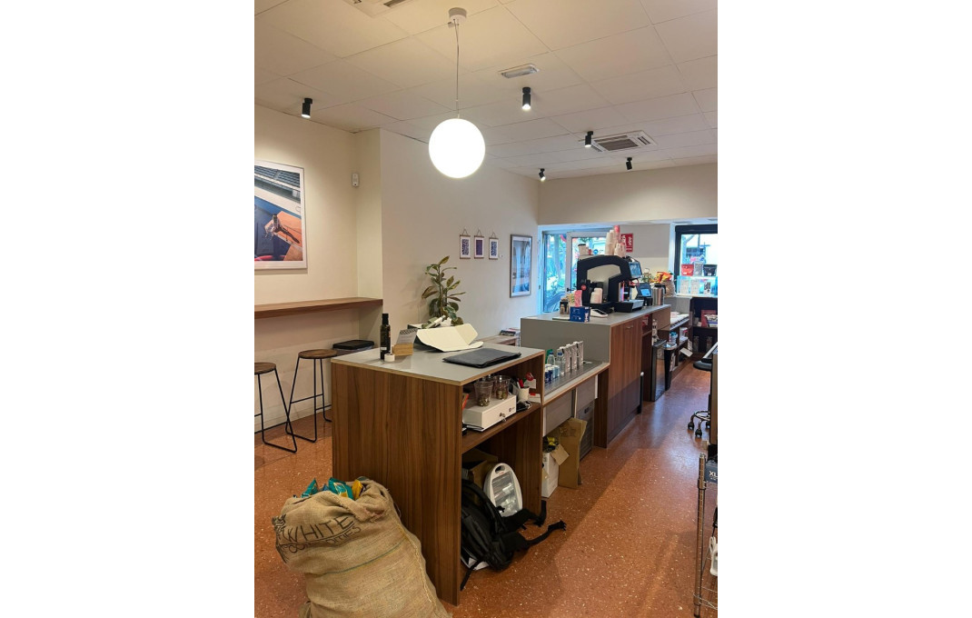 Traspaso - Take Away -
Barcelona - Poblenou