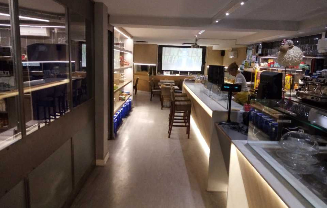 Traspaso - Obradores y/o Panaderias -
Barcelona - Les corts