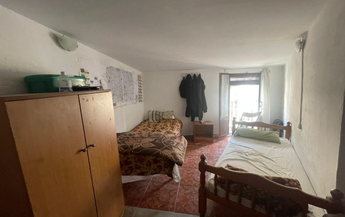 Venta - Piso -
Barcelona - Ciutat Vella, Raval
