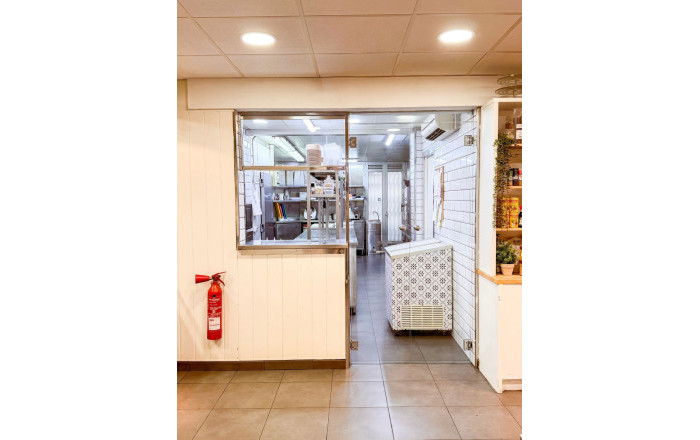 Traspaso - Take Away -
Barcelona - Sarria-Sant Gervasi