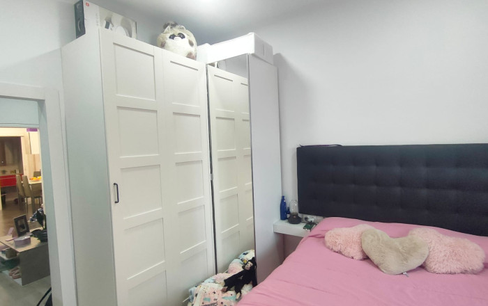 Venta - Local comercial -
Badalona - Llefià