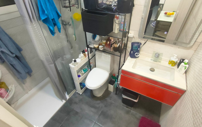 Venta - Local comercial -
Badalona - Llefià