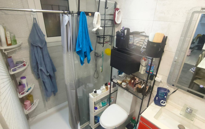 Venta - Local comercial -
Badalona - Llefià