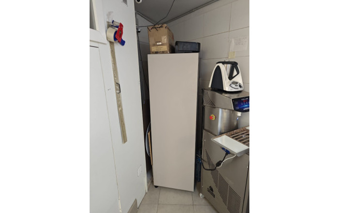 Traspaso - Cocina industrial -
Barcelona - Gràcia