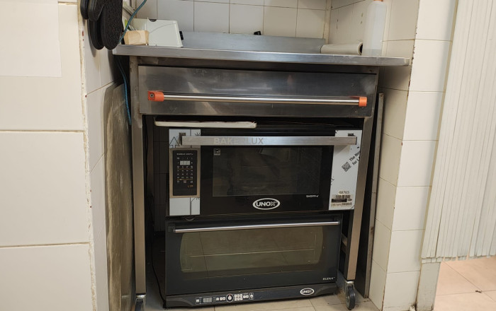 Traspaso - Cocina industrial -
Barcelona - Gràcia