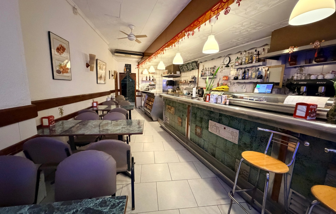 Traspaso - Bar Restaurante -
Barcelona - Sants