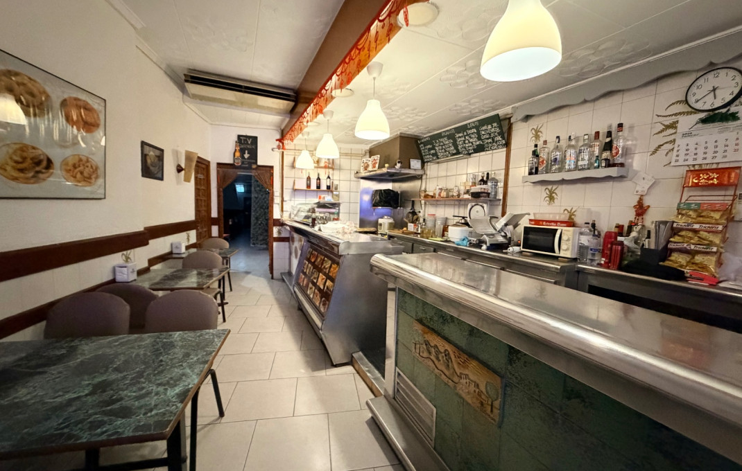 Traspaso - Bar Restaurante -
Barcelona - Sants