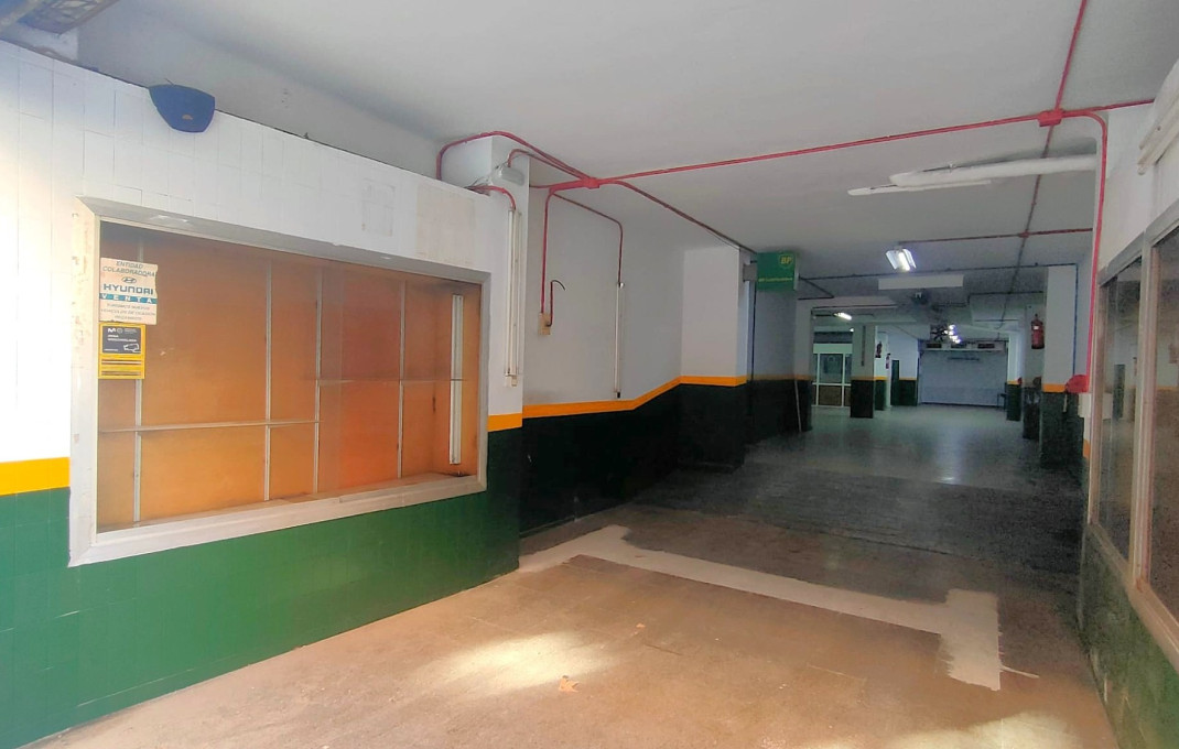 Venta - Local comercial -
Barcelona - Sant Martí