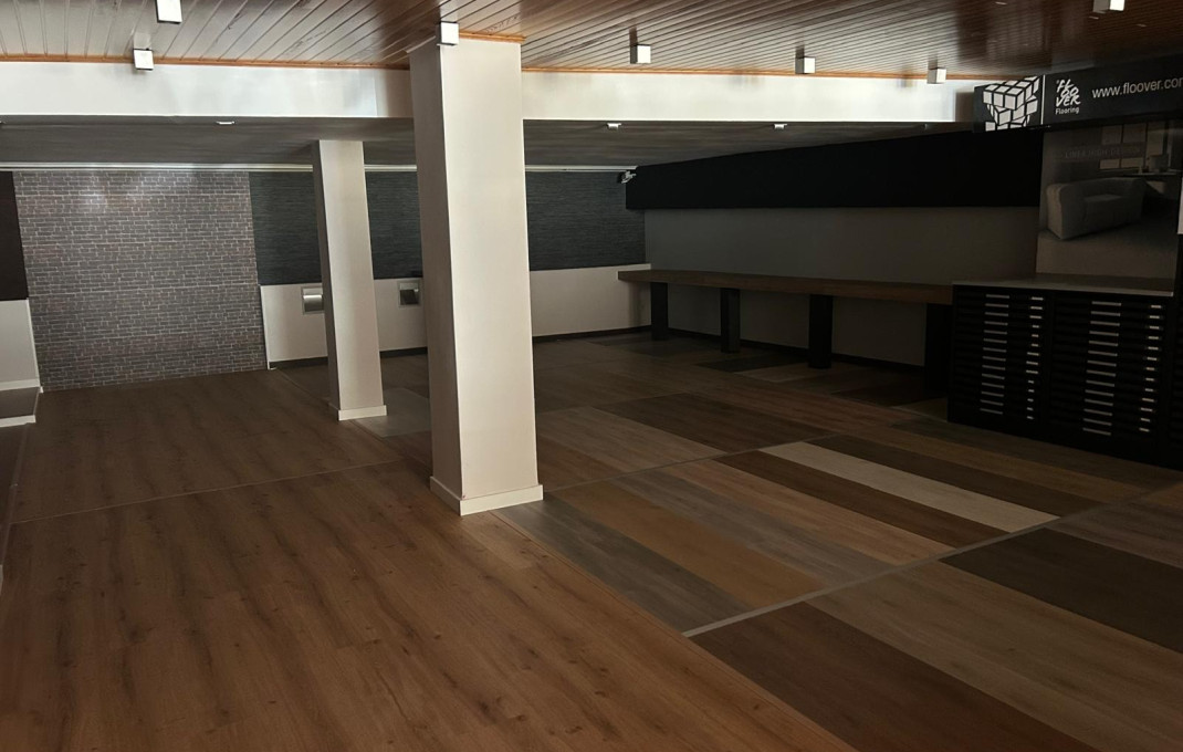 Venta - Local comercial -
Vilafranca del Pened&egrave;s