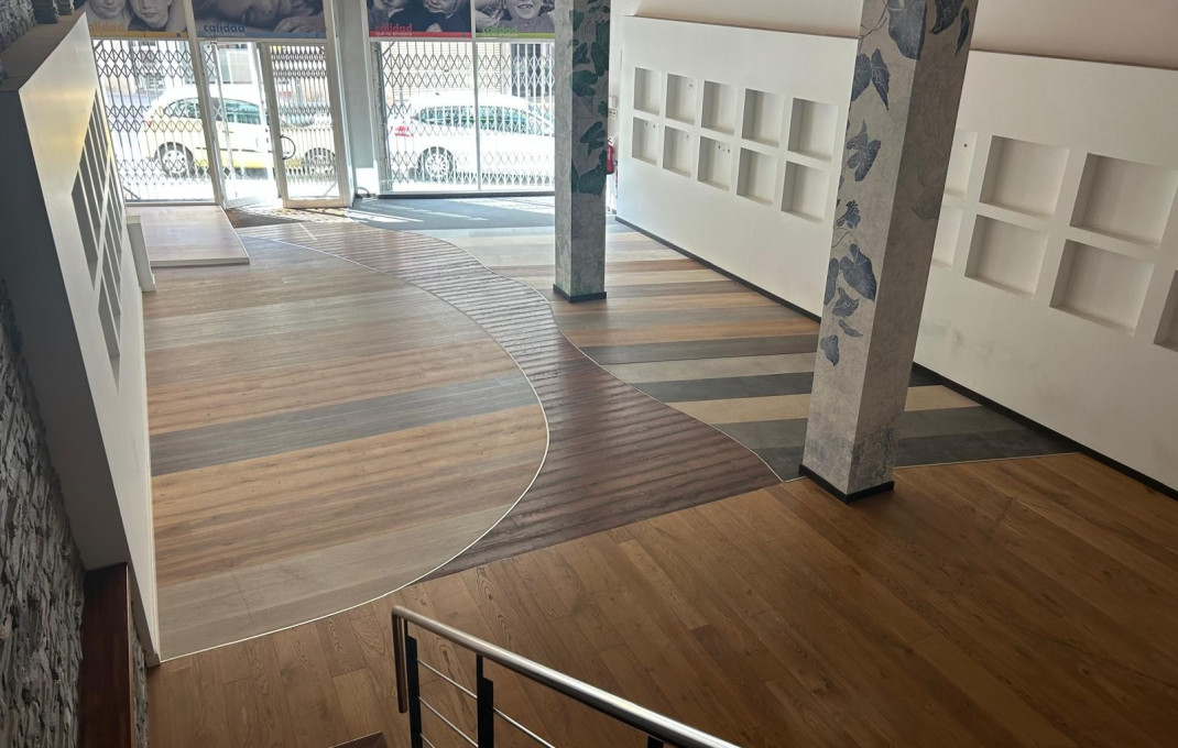 Venta - Local comercial -
Vilafranca del Pened&egrave;s