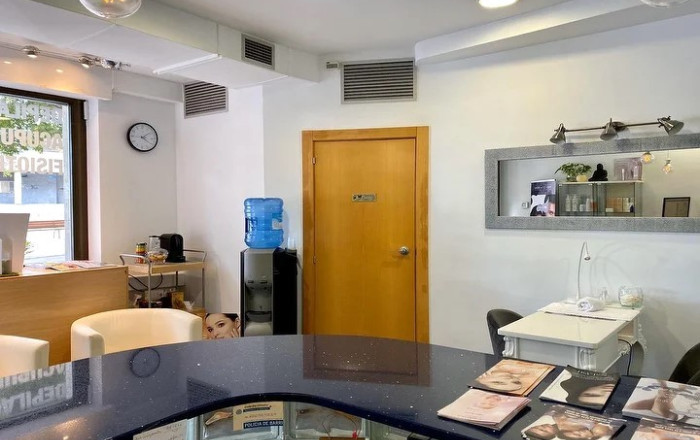 Traspaso - Peluquerias y Estetica -
Badalona - La Salut