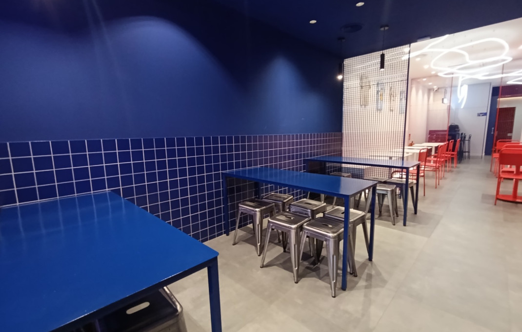 Traspaso - Bar Restaurante -
Barcelona - Sant Antoni