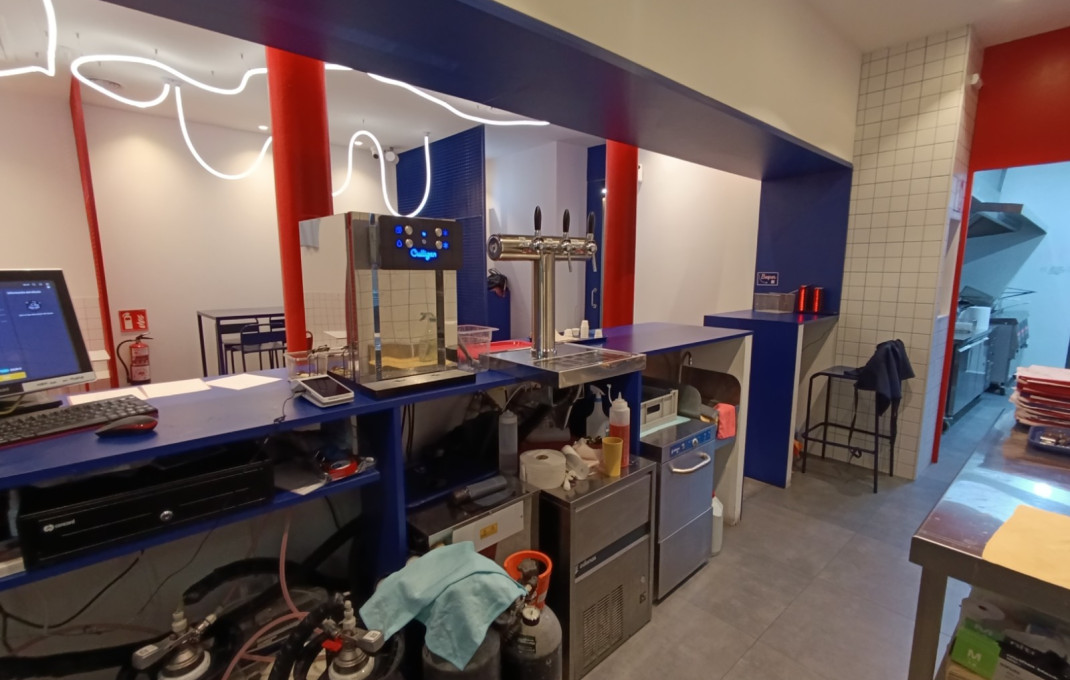 Traspaso - Bar Restaurante -
Barcelona - Sant Antoni