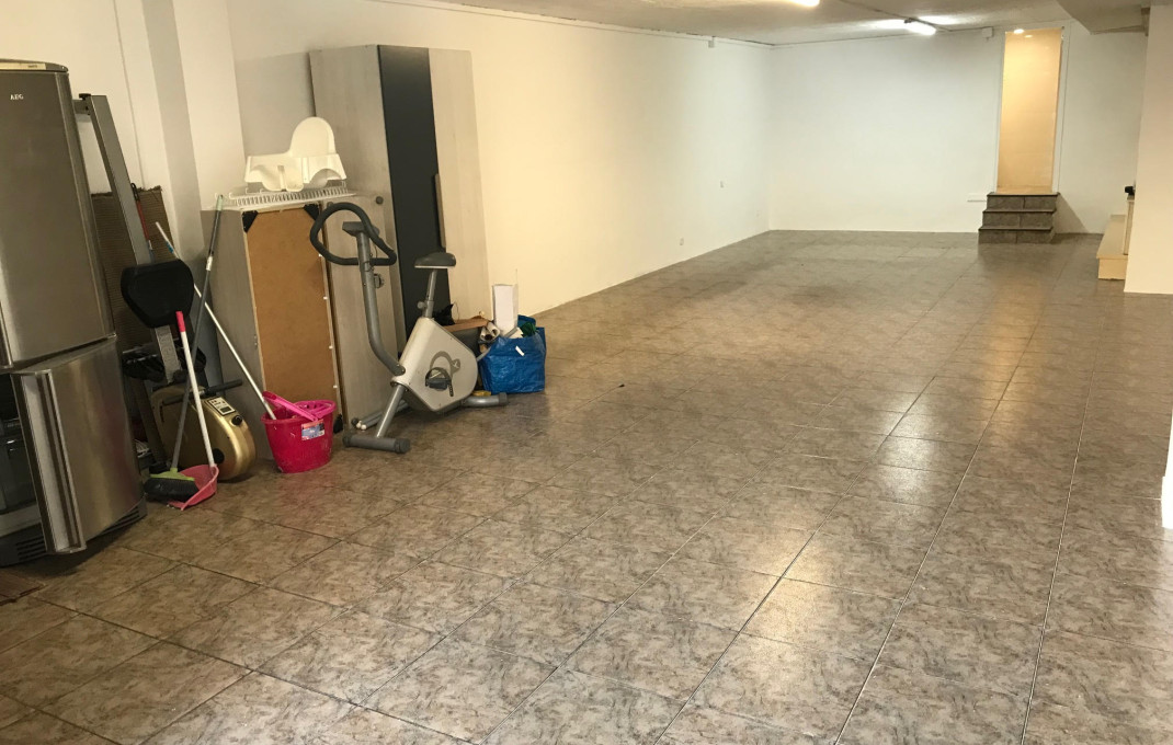 Venta - Local comercial -
Barcelona - Sant Martí