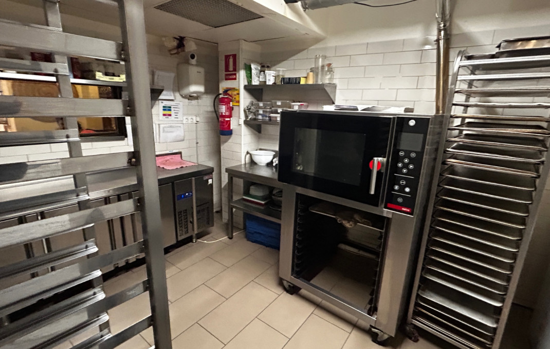 Traspaso - Obradores y/o Panaderias -
Barcelona - Eixample