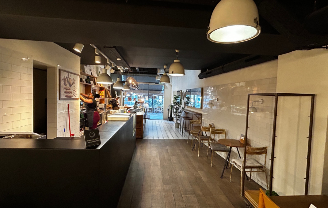 Traspaso - Obradores y/o Panaderias -
Barcelona - Eixample