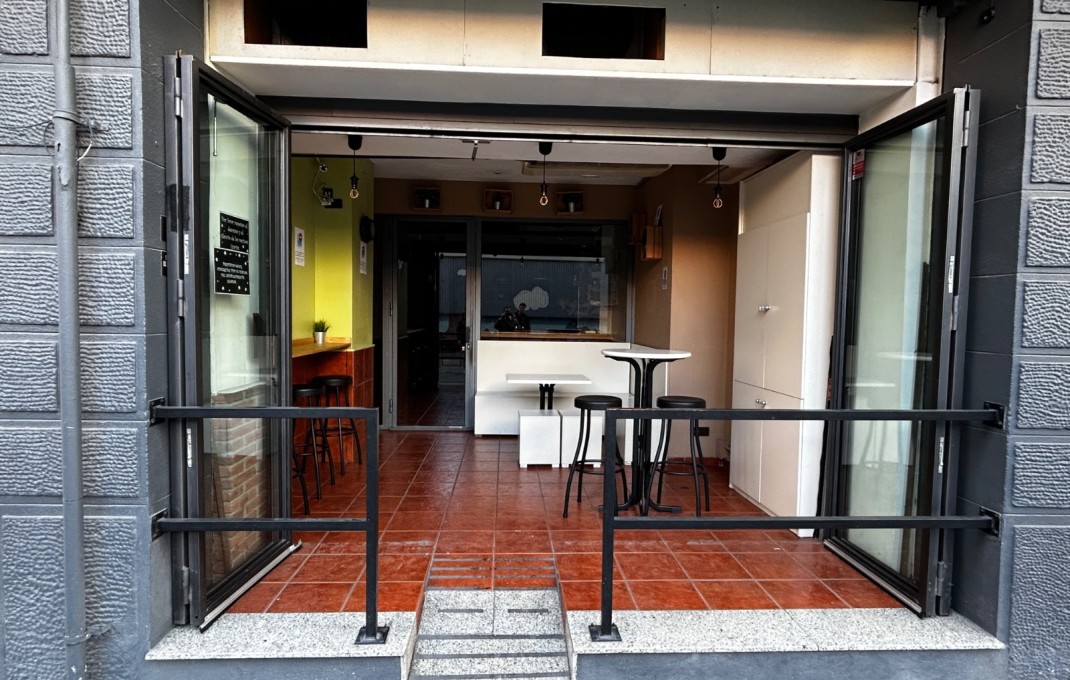 Traspaso - Bar Copas Musical -
L'Hospitalet de Llobregat