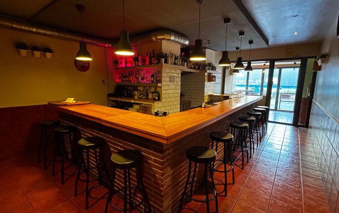 Traspaso - Bar Copas Musical -
L'Hospitalet de Llobregat