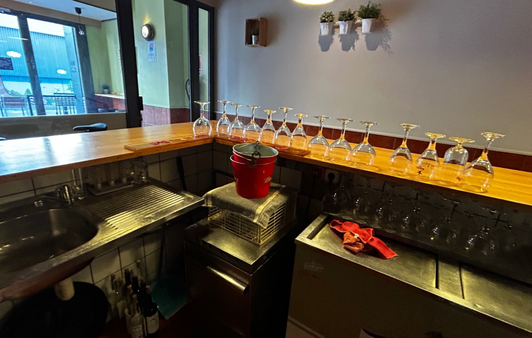 Traspaso - Bar Copas Musical -
L'Hospitalet de Llobregat