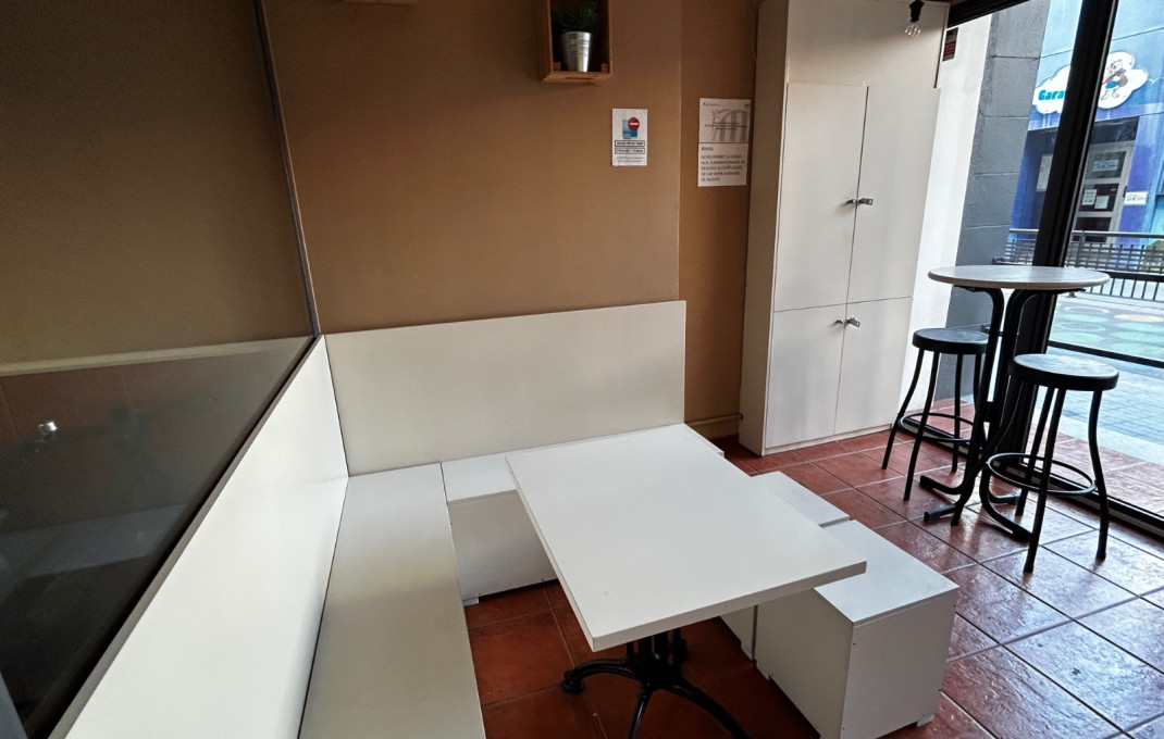 Traspaso - Bar Copas Musical -
L'Hospitalet de Llobregat