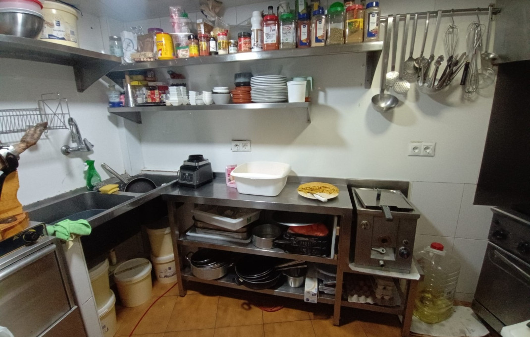 Traspaso - Bar Restaurante -
Barcelona - Sant Antoni