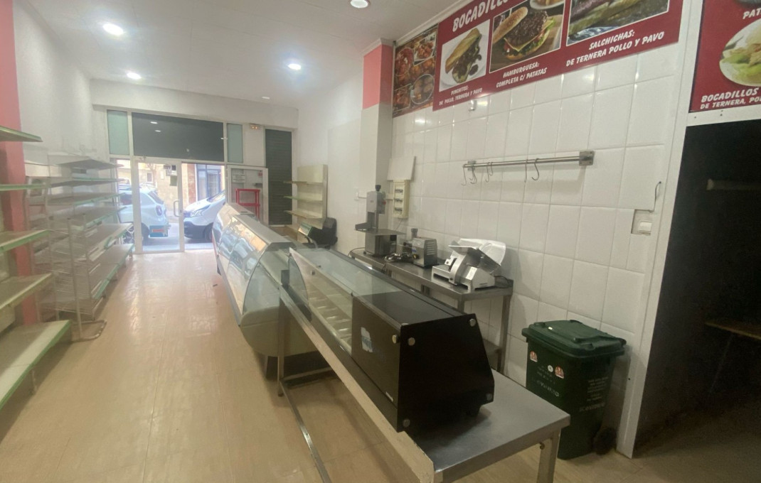 Venta - Carnicería - Pescadería -
Pineda de Mar