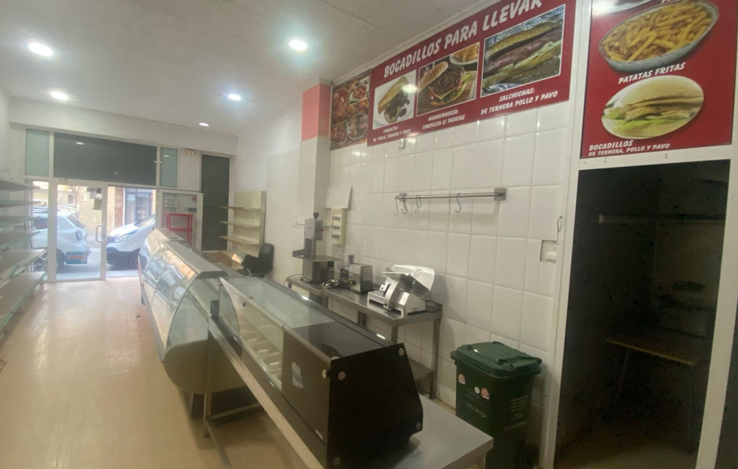 Venta - Carnicería - Pescadería -
Pineda de Mar