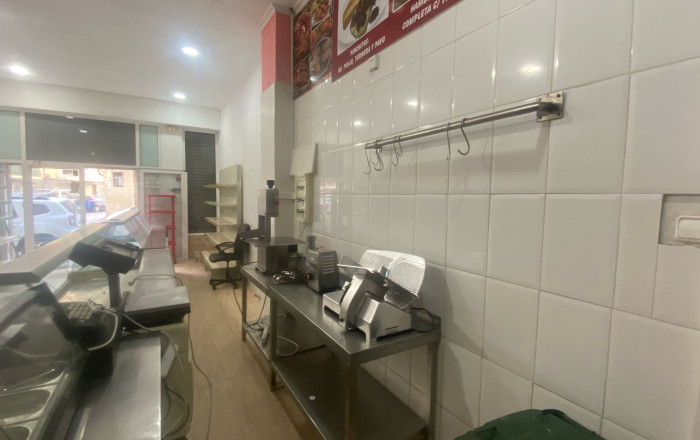 Venta - Carnicería - Pescadería -
Pineda de Mar