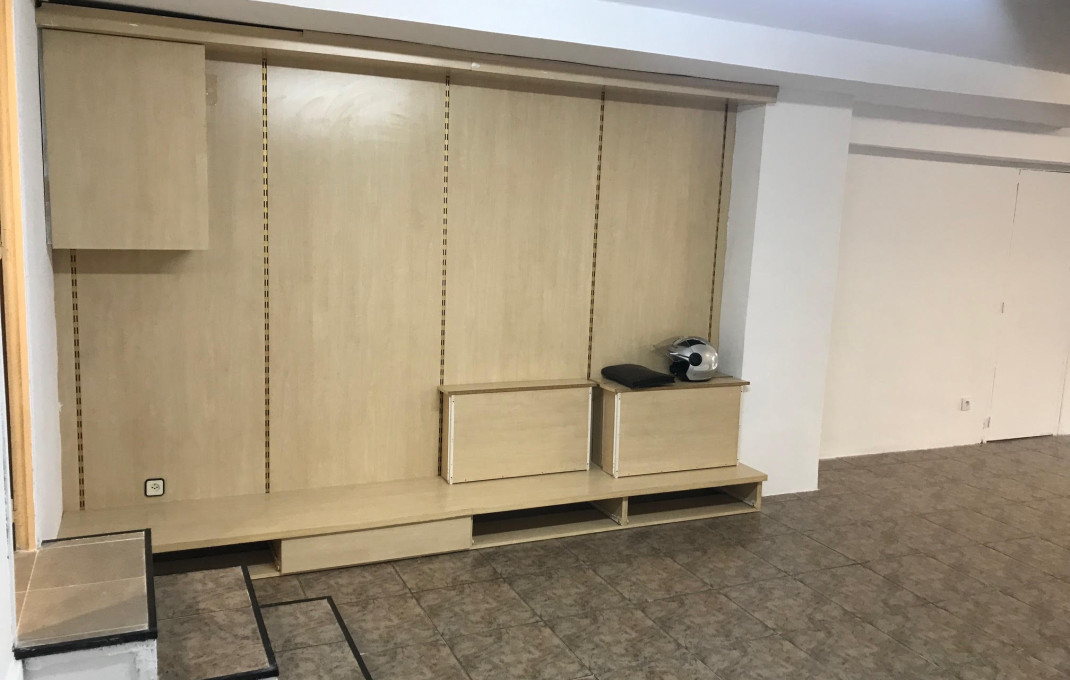 Venta - Local comercial -
Barcelona - Sant Martí
