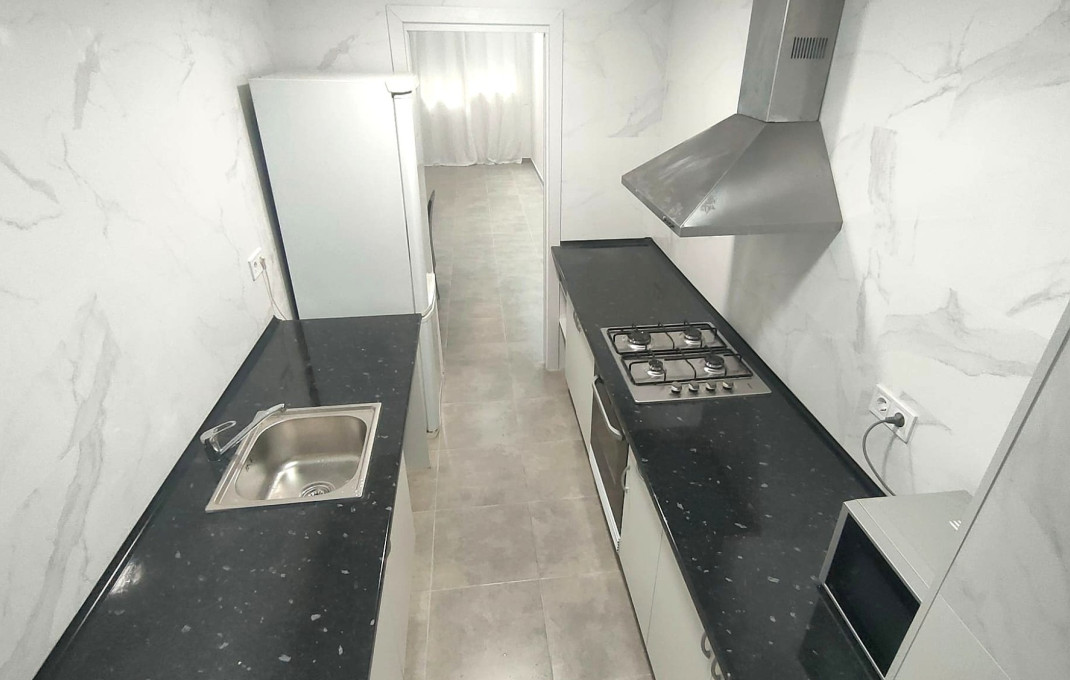 Venta - Local comercial -
Barcelona - Santa Coloma De Gramanet