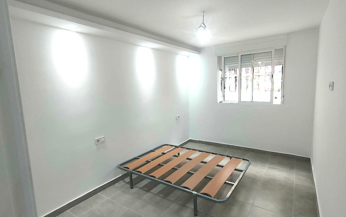 Venta - Local comercial -
Barcelona - Santa Coloma De Gramanet