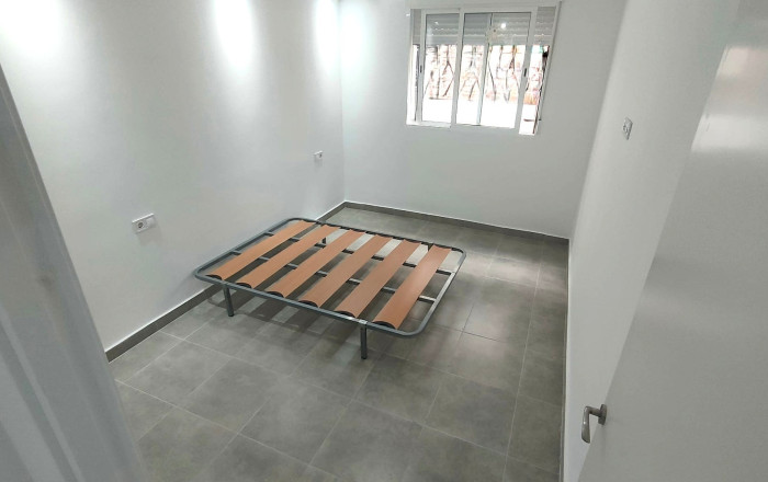 Venta - Local comercial -
Barcelona - Santa Coloma De Gramanet