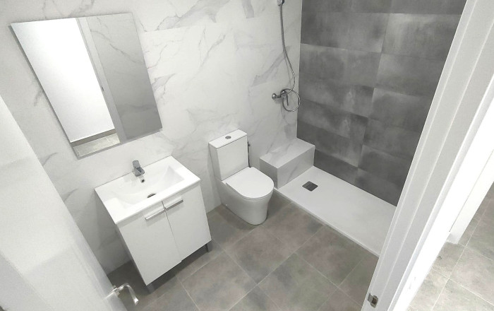 Venta - Local comercial -
Barcelona - Santa Coloma De Gramanet