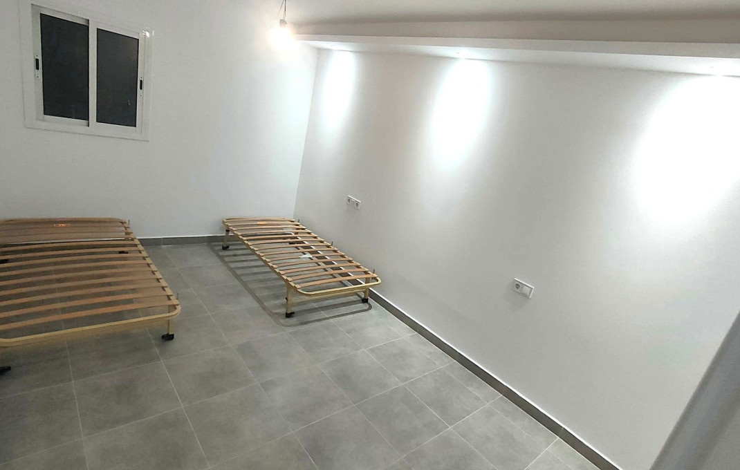 Venta - Local comercial -
Barcelona - Santa Coloma De Gramanet