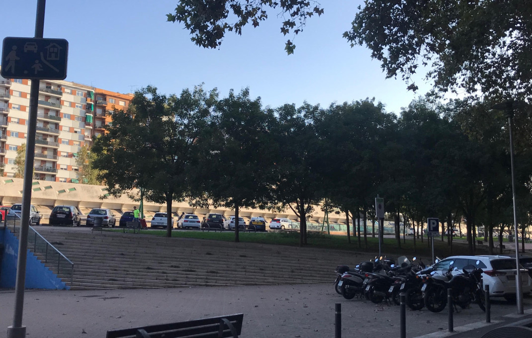 Venta - Local comercial -
Barcelona - Sant Martí