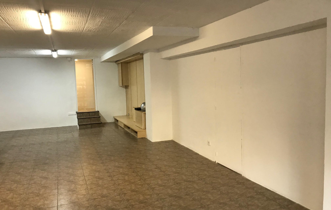 Venta - Local comercial -
Barcelona - Sant Martí